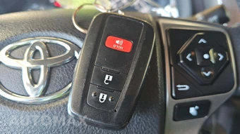 2024 Toyota 4Runner SR5 - miniatura 22