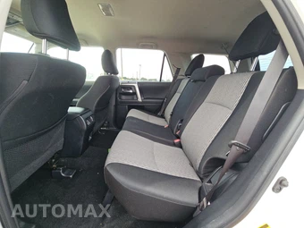 2024 Toyota 4Runner SR5 - miniatura 13