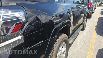2024 Toyota 4Runner SR5 – miniatura 23