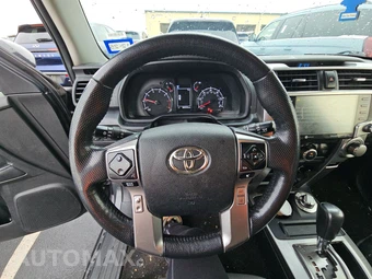 2024 Toyota 4Runner SR5 Premium - miniatura 10