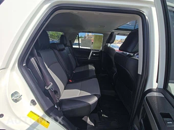 2024 Toyota 4Runner SR5 Premium - miniatura 13