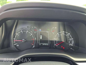 2024 Toyota 4Runner SR5 Premium - miniatura 9