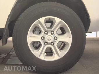 2024 Toyota 4Runner SR5 Premium - miniatura 10