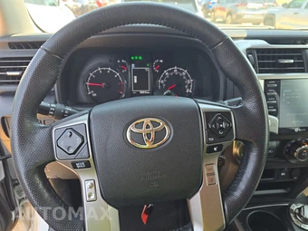 2024 Toyota 4Runner SR5 Premium - miniatura 16