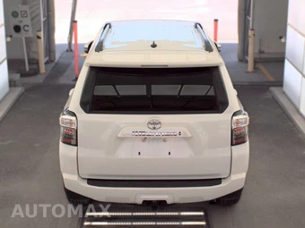 2024 Toyota 4Runner SR5 Premium - miniatura 6