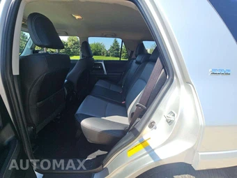 2024 Toyota 4Runner SR5 Premium - miniatura 10