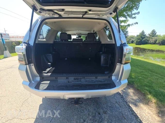 2024 Toyota 4Runner SR5 Premium - miniatura 11