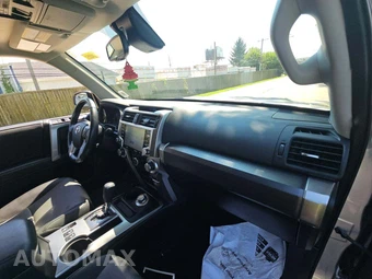 2024 Toyota 4Runner SR5 Premium - miniatura 16