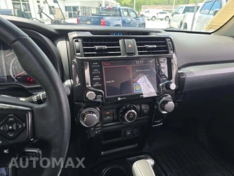 2024 Toyota 4Runner TRD Off Road Premium - miniatura 10