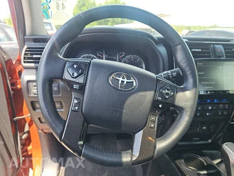 2024 Toyota 4Runner TRD Pro - miniatura 10