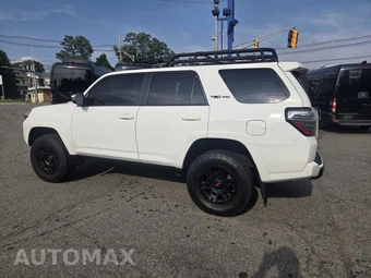 2024 Toyota 4Runner TRD Pro - miniatura 5