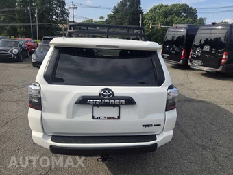 2024 Toyota 4Runner TRD Pro - miniatura 9
