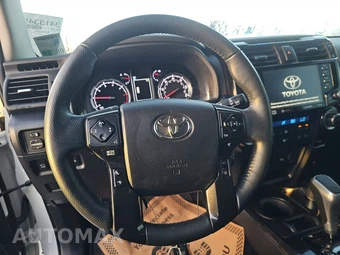 2024 Toyota 4Runner TRD Pro - miniatura 10