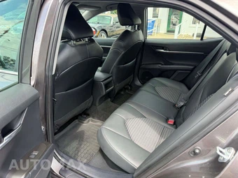 2024 Toyota Camry Hybrid SE - miniatura 13