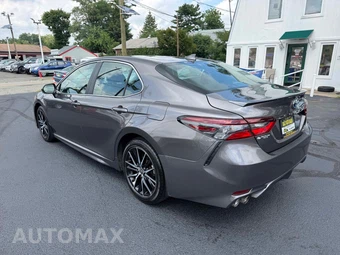 2024 Toyota Camry Hybrid SE - miniatura 27
