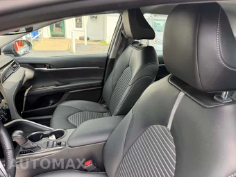 2024 Toyota Camry Hybrid SE - miniatura 5