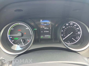 2024 Toyota Camry Hybrid SE - miniatura 9