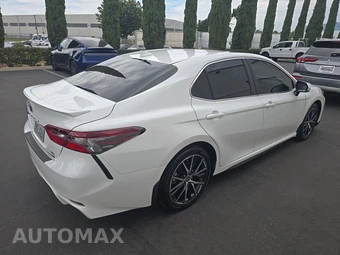 2024 Toyota Camry Hybrid SE - miniatura 4