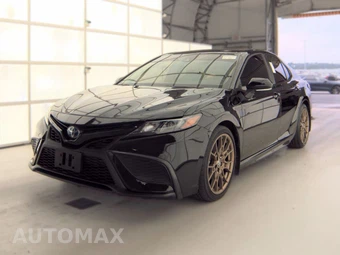 2024 Toyota Camry Hybrid SE Nightshade