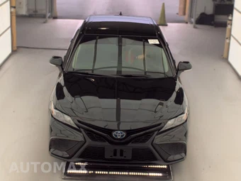 2024 Toyota Camry Hybrid SE Nightshade - miniatura 2