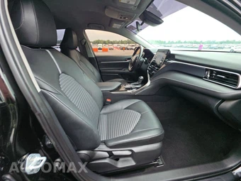 2024 Toyota Camry Hybrid SE Nightshade - miniatura 8