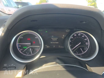 2024 Toyota Camry Hybrid XLE - miniatura 12