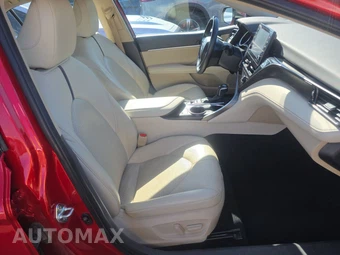 2024 Toyota Camry Hybrid XLE - miniatura 8