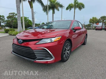 2024 Toyota Camry Hybrid XLE