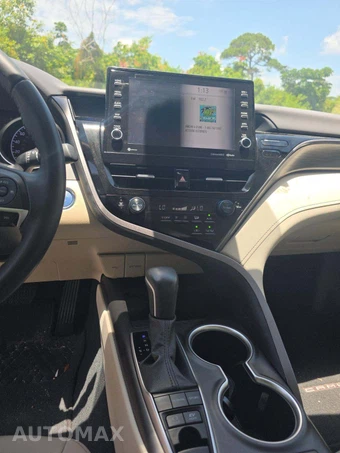 2024 Toyota Camry Hybrid XLE - miniatura 10