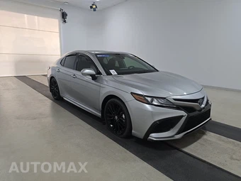 2024 Toyota Camry Hybrid XSE - miniatura 3