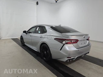 2024 Toyota Camry Hybrid XSE - miniatura 6