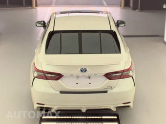 2024 Toyota Camry Hybrid XSE - miniatura 5