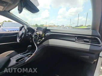 2024 Toyota Camry LE - miniatura 16