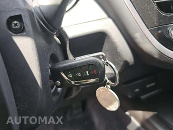 2024 Toyota Camry LE - miniatura 5
