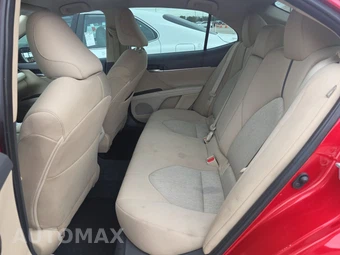 2024 Toyota Camry LE - miniatura 13