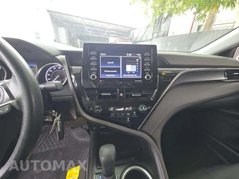 2024 Toyota Camry LE - miniatura 7