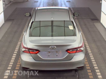 2024 Toyota Camry LE - miniatura 5