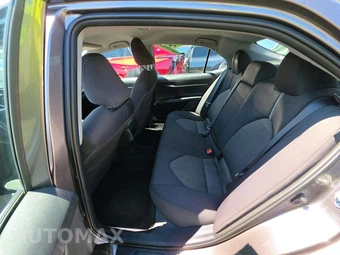 2024 Toyota Camry LE - miniatura 13