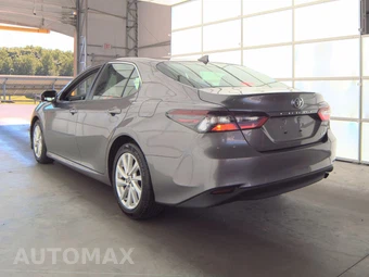 2024 Toyota Camry LE - miniatura 6