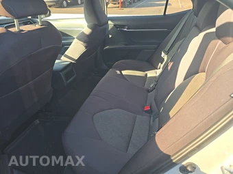 2024 Toyota Camry LE - miniatura 13