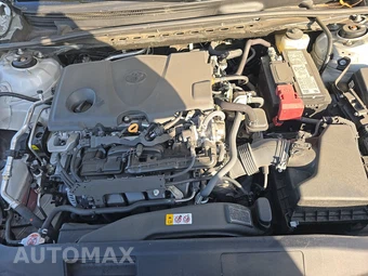 2024 Toyota Camry LE - miniatura 15