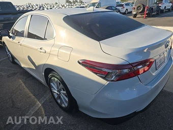 2024 Toyota Camry LE - miniatura 6