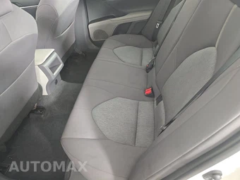 2024 Toyota Camry LE - miniatura 13