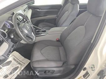 2024 Toyota Camry LE - miniatura 7