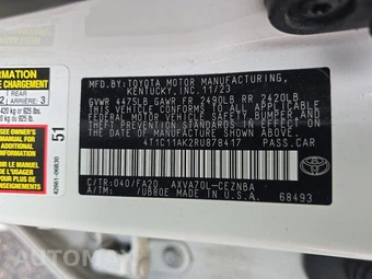 2024 Toyota Camry LE - miniatura 14