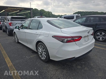 2024 Toyota Camry LE - miniatura 6