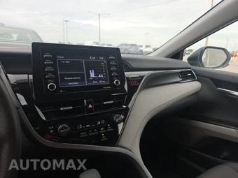 2024 Toyota Camry LE - miniatura 11
