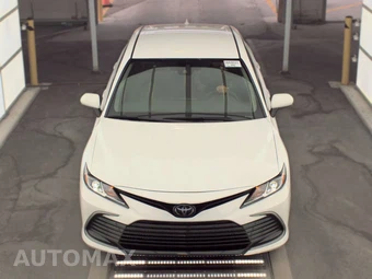2024 Toyota Camry LE - miniatura 2