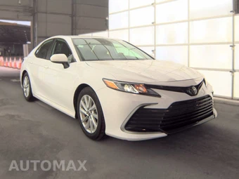 2024 Toyota Camry LE - miniatura 3