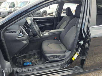 2024 Toyota Camry LE - miniatura 6